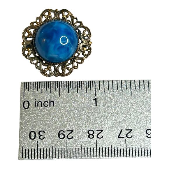 Vintage Blue Swirl Czech Glass Cabochon Gold Tone Brass Filigree Frame Brooch - Picture 5 of 5